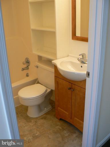 7507 Arden Road Cabin John, MD 20818 - Photo 25 of 30 Bath