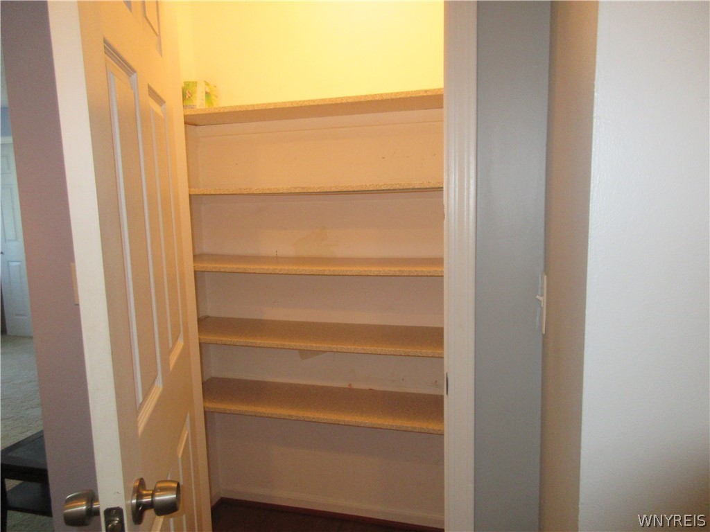 345 South Cayuga Road, Unit A Amherst, NY 14221 - Photo 18 of 24 Pantry