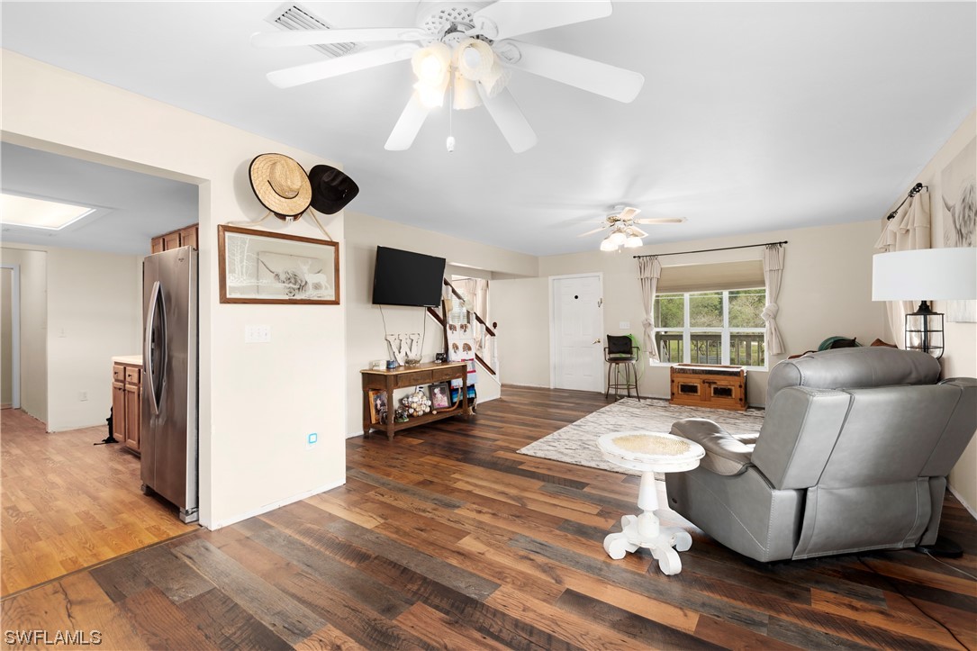 22561 Tuckahoe Road Alva, FL 33920 - Photo 8 of 32 a living room with furniture and a window
