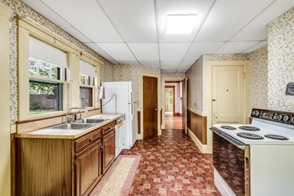 3 Thornton Road Winchester, MA 01890 - Photo 11 of 21 Gallery Image 11