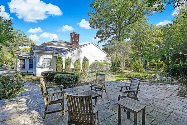 $1,639,000 | 6116 South County Line Road, Burr Ridge, IL 60527