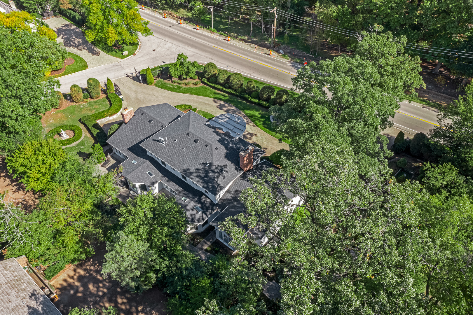 6116 South County Line Road Burr Ridge, IL 60527 - Photo 62 of 66 an aerial view of a house with a yard