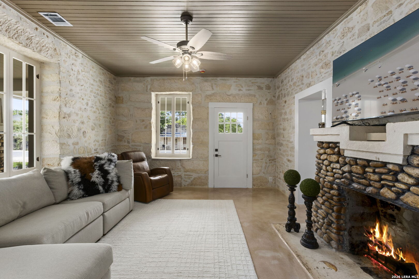 824 High Street Comfort, TX 78013 - Photo 13 of 47