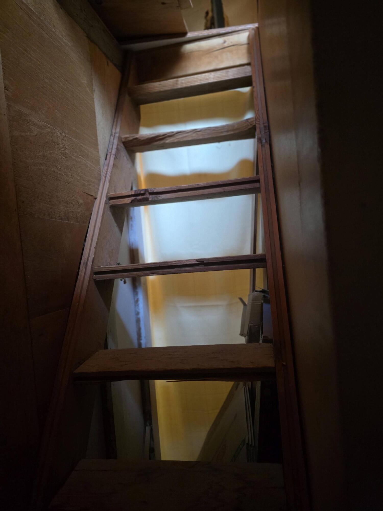 52225 Lechner Lane La Pine, OR 97739 - Photo 15 of 17 stairwell leading to the loft