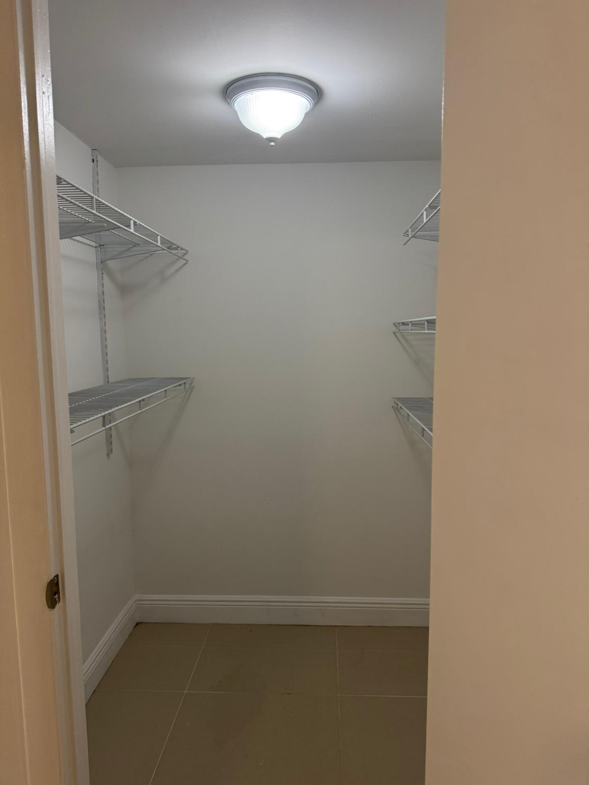 4702 Waterview Circle Palm Springs, FL 33461 - Photo 11 of 22 a view of small space