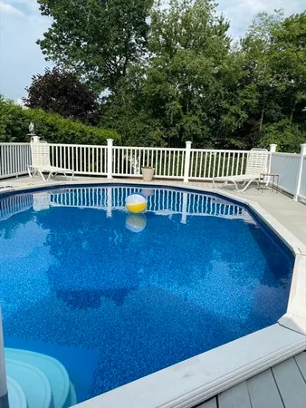 $819,000 | 3 Frost Lane, Hadley, MA 01035