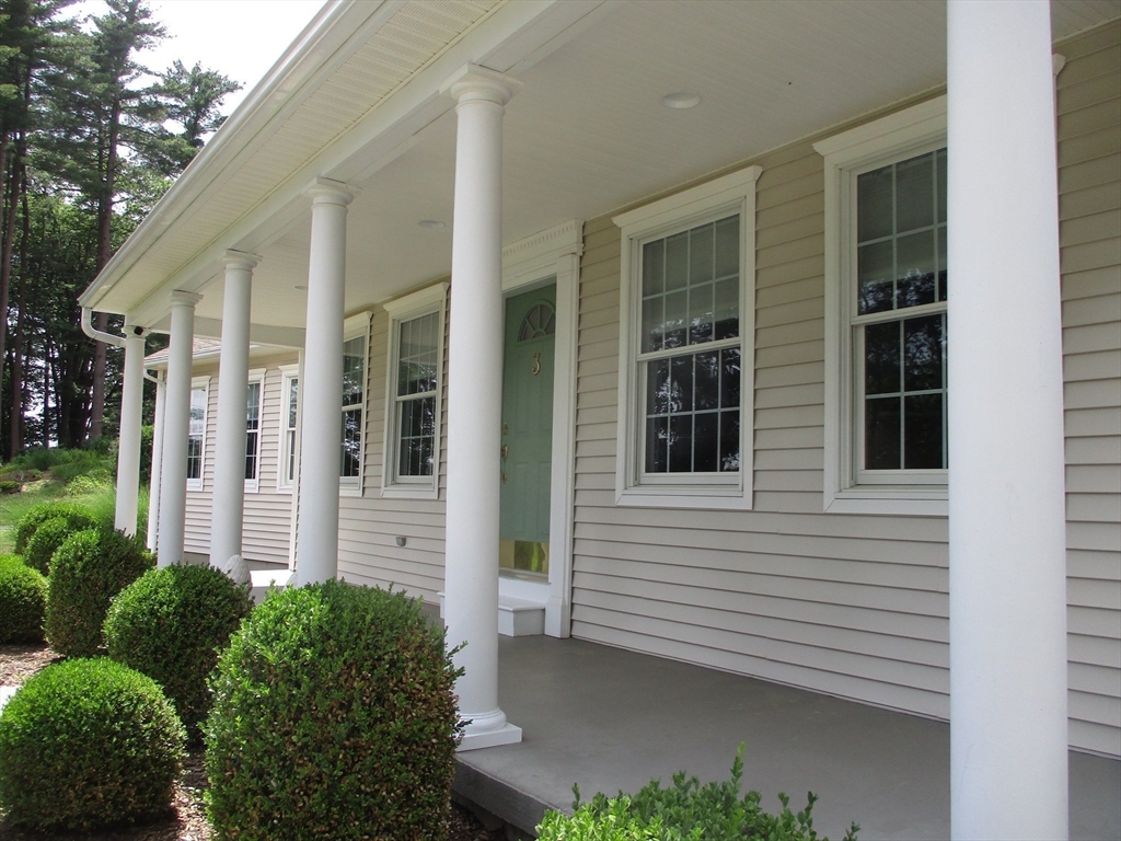 3 Frost Lane Hadley, MA 01035 - Photo 4 of 42