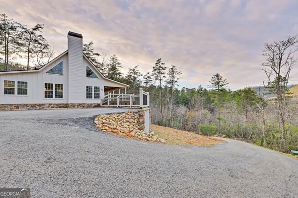 $635,000 | 63 Redwood Lane, Tiger, GA 30576