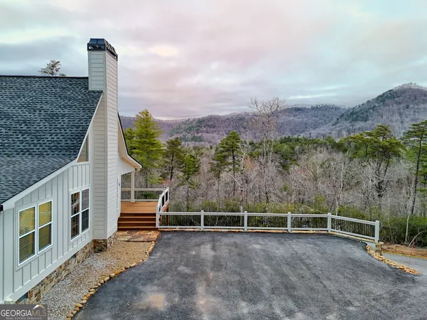 $635,000 | 63 Redwood Lane, Tiger, GA 30576