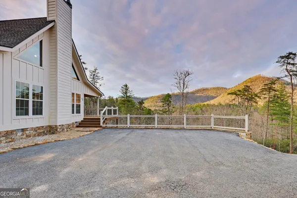 $635,000 | 63 Redwood Lane, Tiger, GA 30576