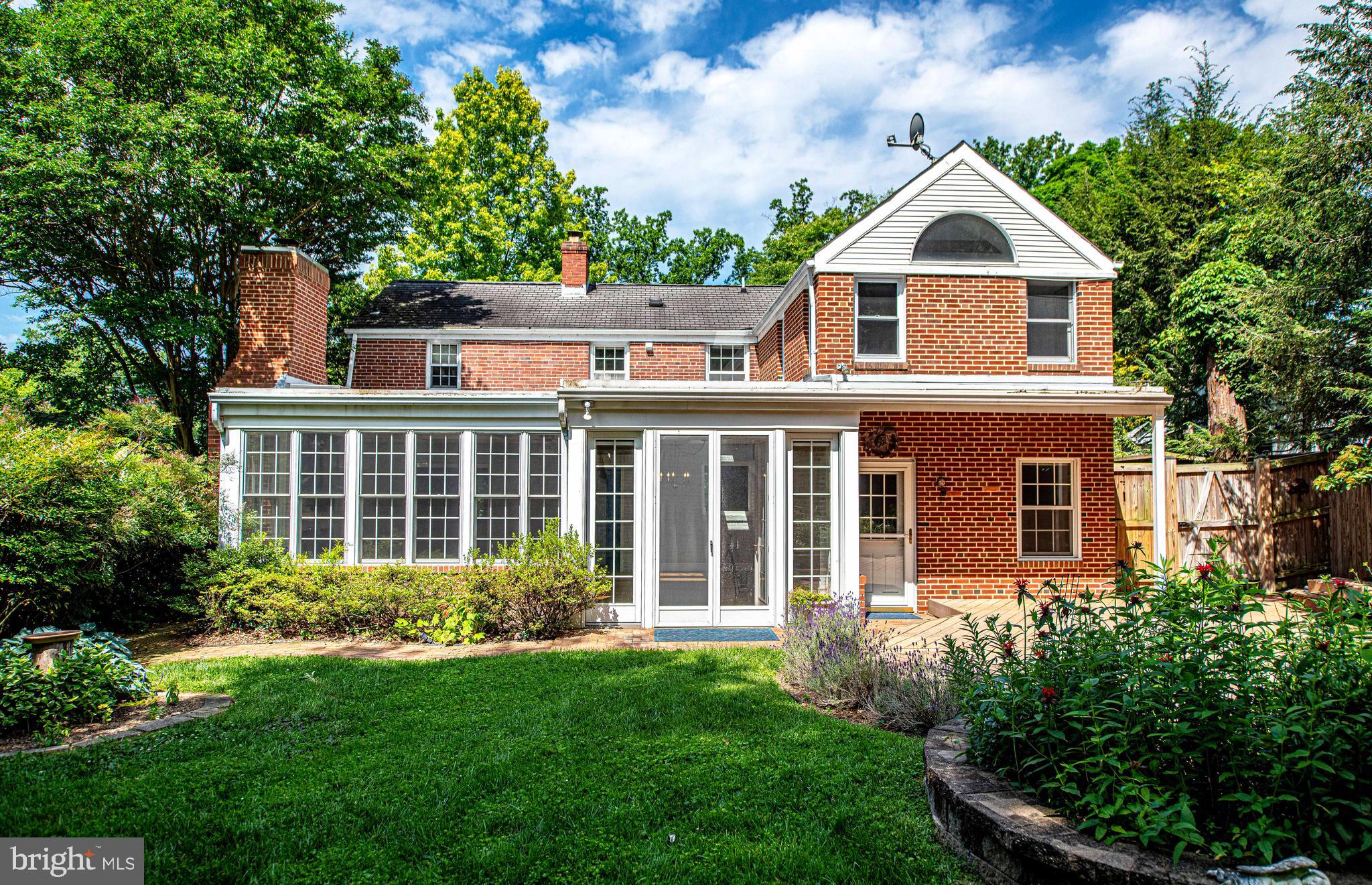 417 Terrace Way Towson, MD 21204 - Photo 4 of 73 View of the back