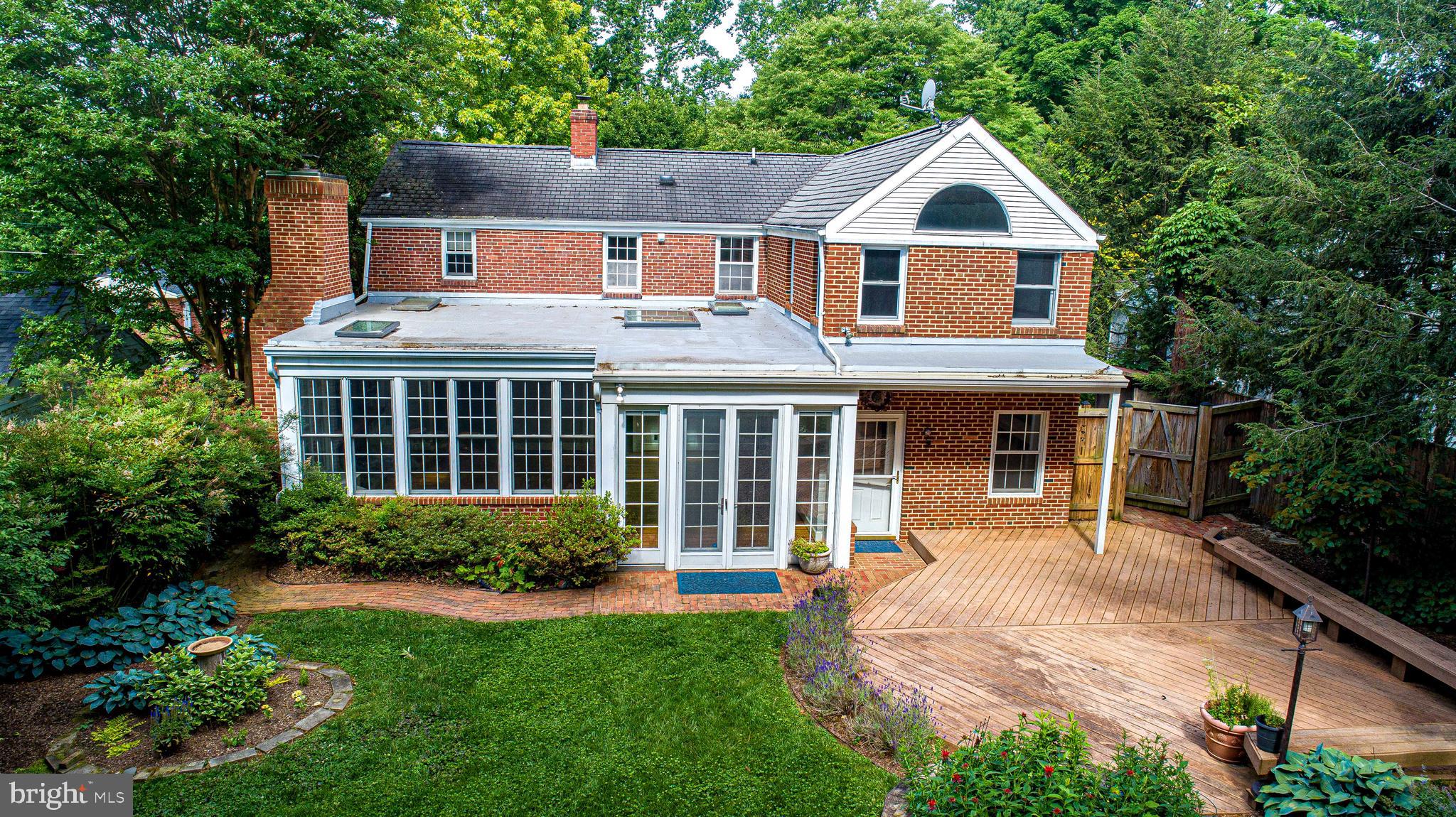 417 Terrace Way Towson, MD 21204 - Photo 5 of 73