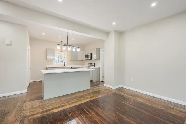 $539,000 | 135 Washburn Street, Taunton, MA 02780