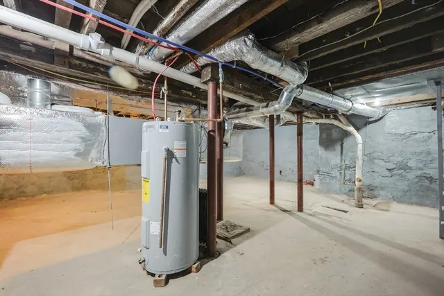 $539,000 | 135 Washburn Street, Taunton, MA 02780