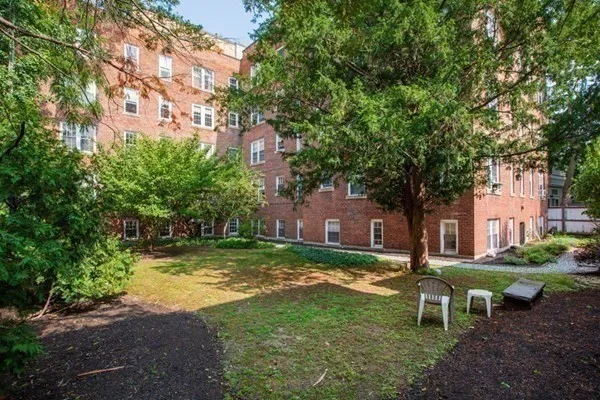 $2,000 | 16 Chauncy Street, Unit 48, Cambridge, MA 02138