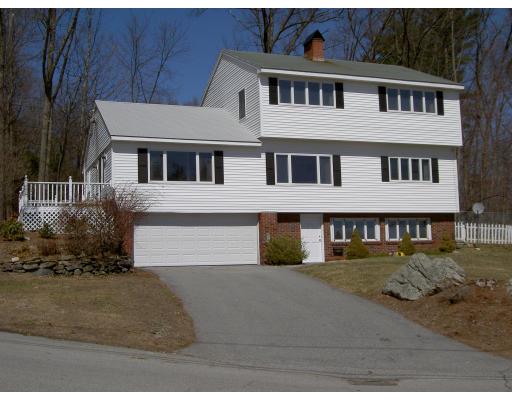 11 Northgate Road Chelmsford, MA 01824 - Photo 1 of 13 Gallery Image 1