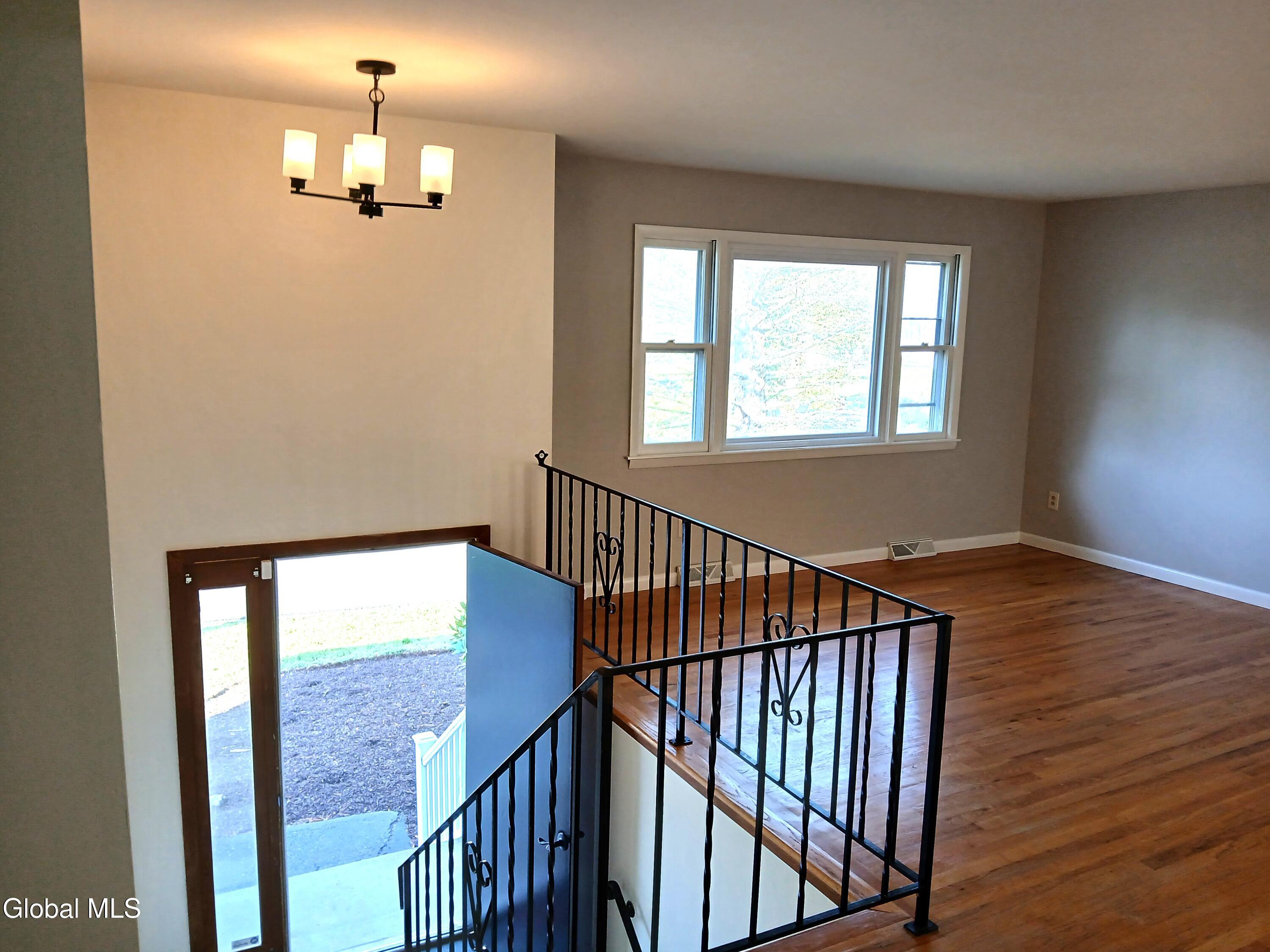 3 Mohawk View Road Colonie, NY 12110 - Photo 13 of 16 3 mohawk 14