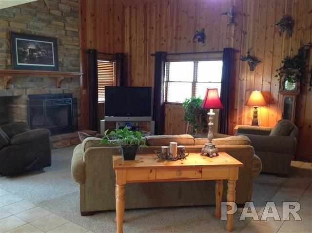 1147 North Nofsinger Road Metamora, IL 61548 - Photo 5 of 29 Gallery Image 5