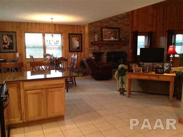 1147 North Nofsinger Road Metamora, IL 61548 - Photo 8 of 29 Gallery Image 8