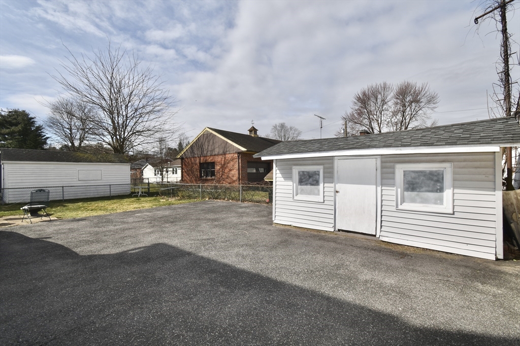 76-78 Enfield Street Springfield, MA 01151 - Photo 19 of 23 Gallery Image 19