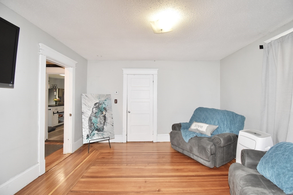 76-78 Enfield Street Springfield, MA 01151 - Photo 8 of 23 Gallery Image 8