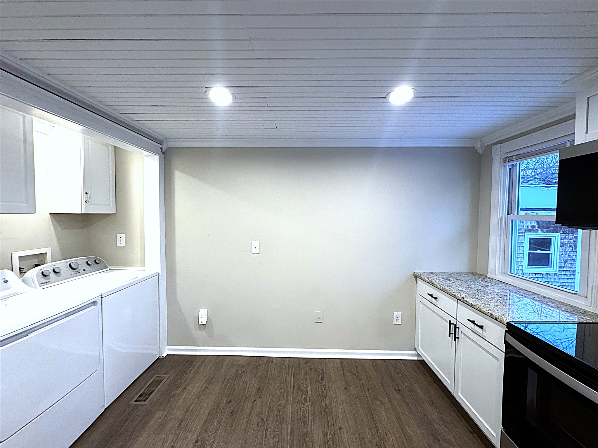 1216 Vestal Road Vestal, NY 13850 - Photo 5 of 19