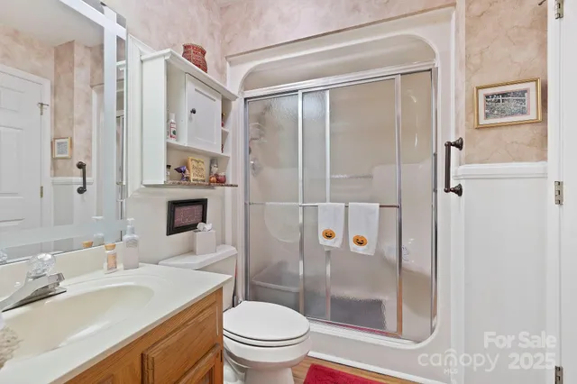 $358,500 | 404 Water Oak Lane, Hendersonville, NC 28791