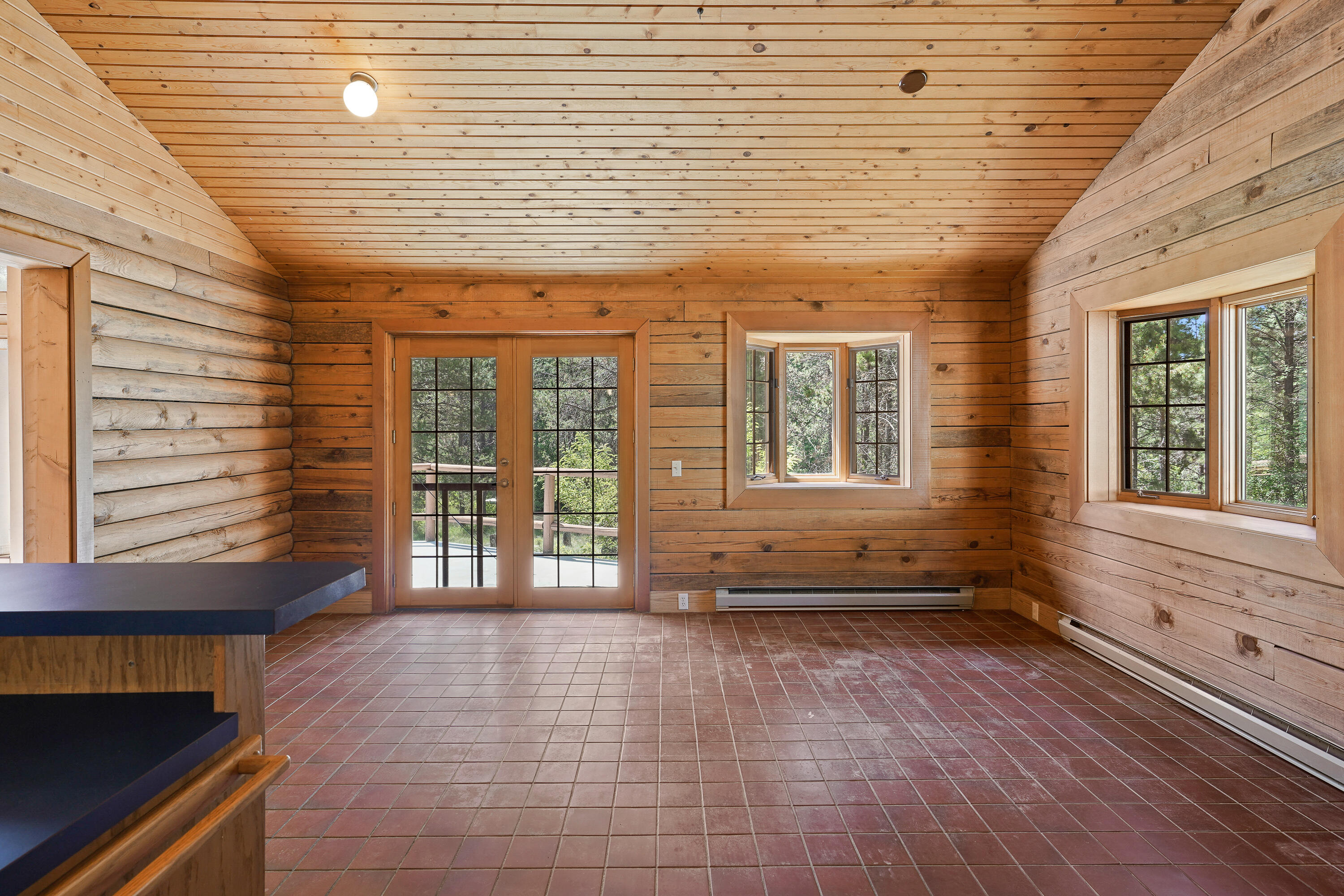 56838 Spring River Drive Bend, OR 97707 - Photo 23 of 52 DSC02108