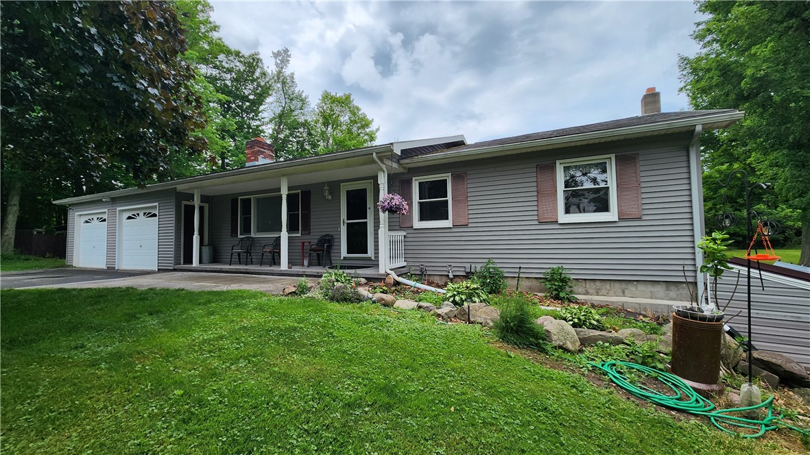 7383 Lakeside Road Ontario, NY 14519 - Photo 2 of 50