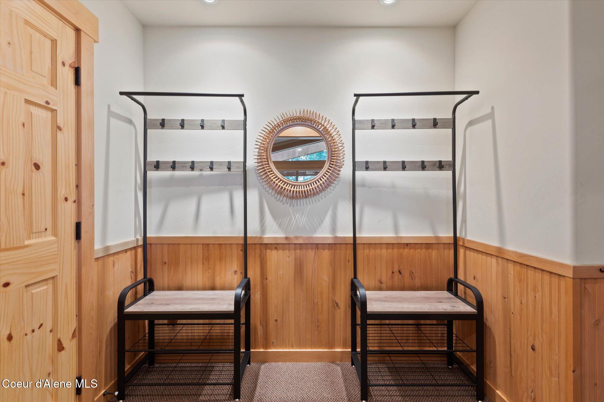 70 South Granite Bay Road Nordman, ID 83848 - Photo 34 of 40 34-Inside-Spokane-Granite-33