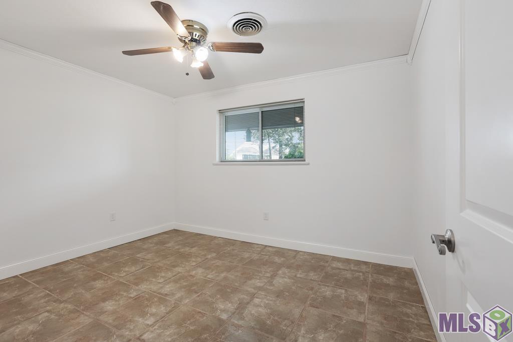 15530 Tiger Bend Road Baton Rouge, LA 70817 - Photo 12 of 22
