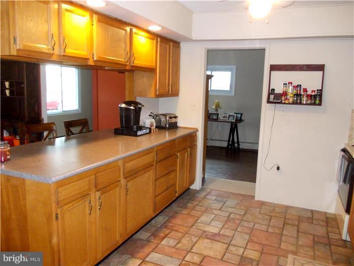 51 Tinder Road Levittown, PA 19056 - Photo 4 of 21 Kitchen