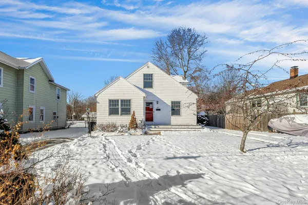 $630,000 | 17 Klein Avenue, West Nyack, NY 10994