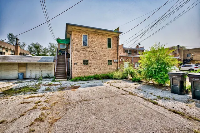 $559,000 | 6444 North Central Avenue, Chicago, IL 60646