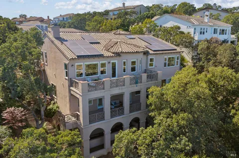 $2,300,000 | 115 Stone Tree Lane, Novato, CA 94945