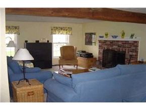 42 Otterson Road Londonderry, NH 03053 - Photo 5 of 5 Gallery Image 5