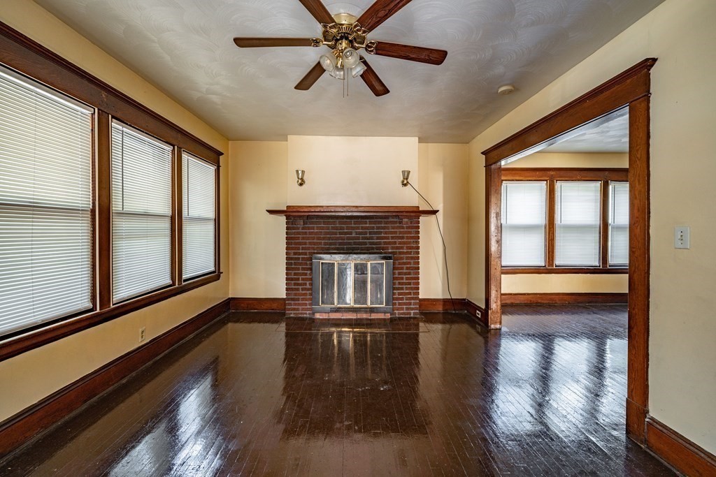 120-122 Orange Street Springfield, MA 01108 - Photo 4 of 25 Gallery Image 4