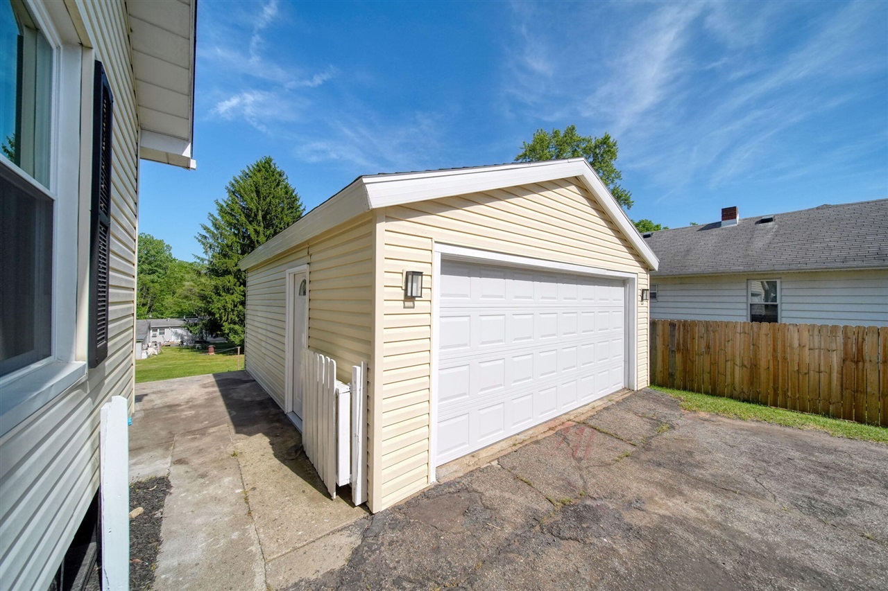317 Lockwood Street Jackson, MI 49203 - Photo 24 of 32