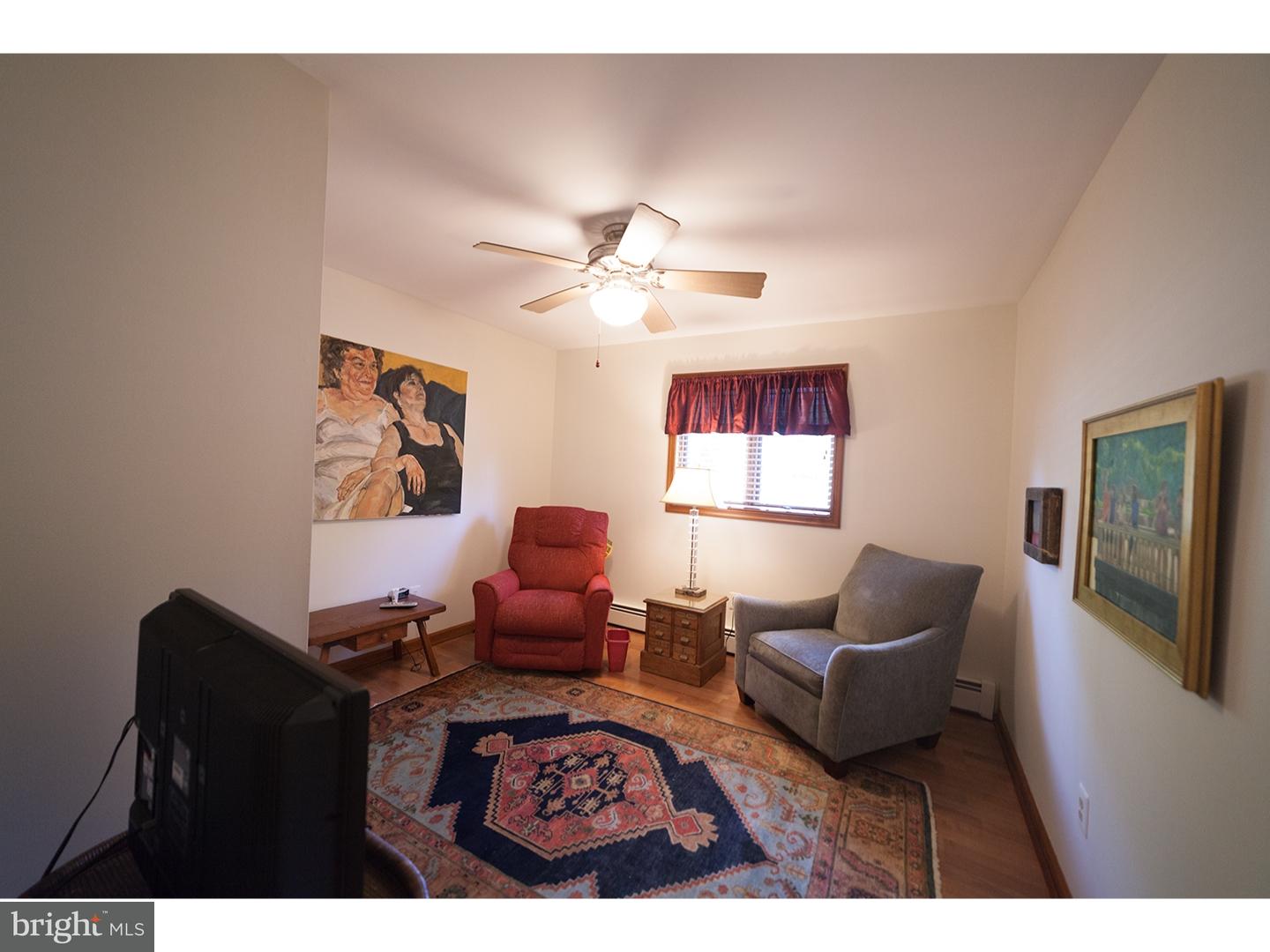 702 B Highland Road Lansdale, PA 19446 - Photo 11 of 18 Bedroom 3