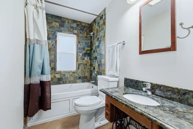 $530,000 | 4007 North Washington Street, Westmont, IL 60559