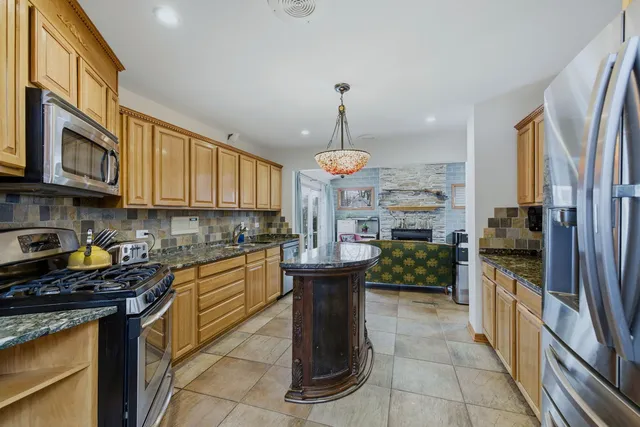 $530,000 | 4007 North Washington Street, Westmont, IL 60559