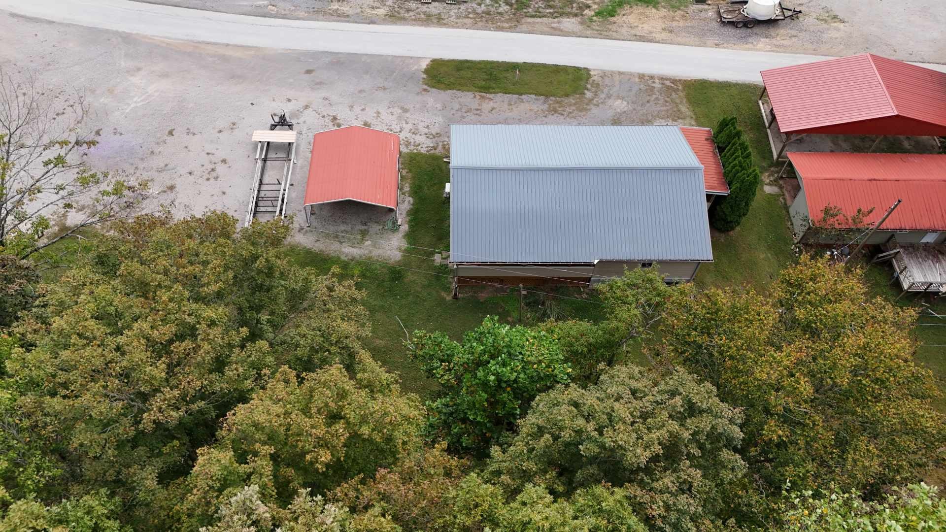 348 Bill Hunter Road Celina, TN 38551 - Photo 35 of 50 an aerial view of a house