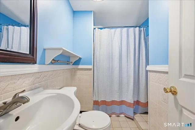 $415,000 | 152 Mystic Road, North Stonington, CT 06359