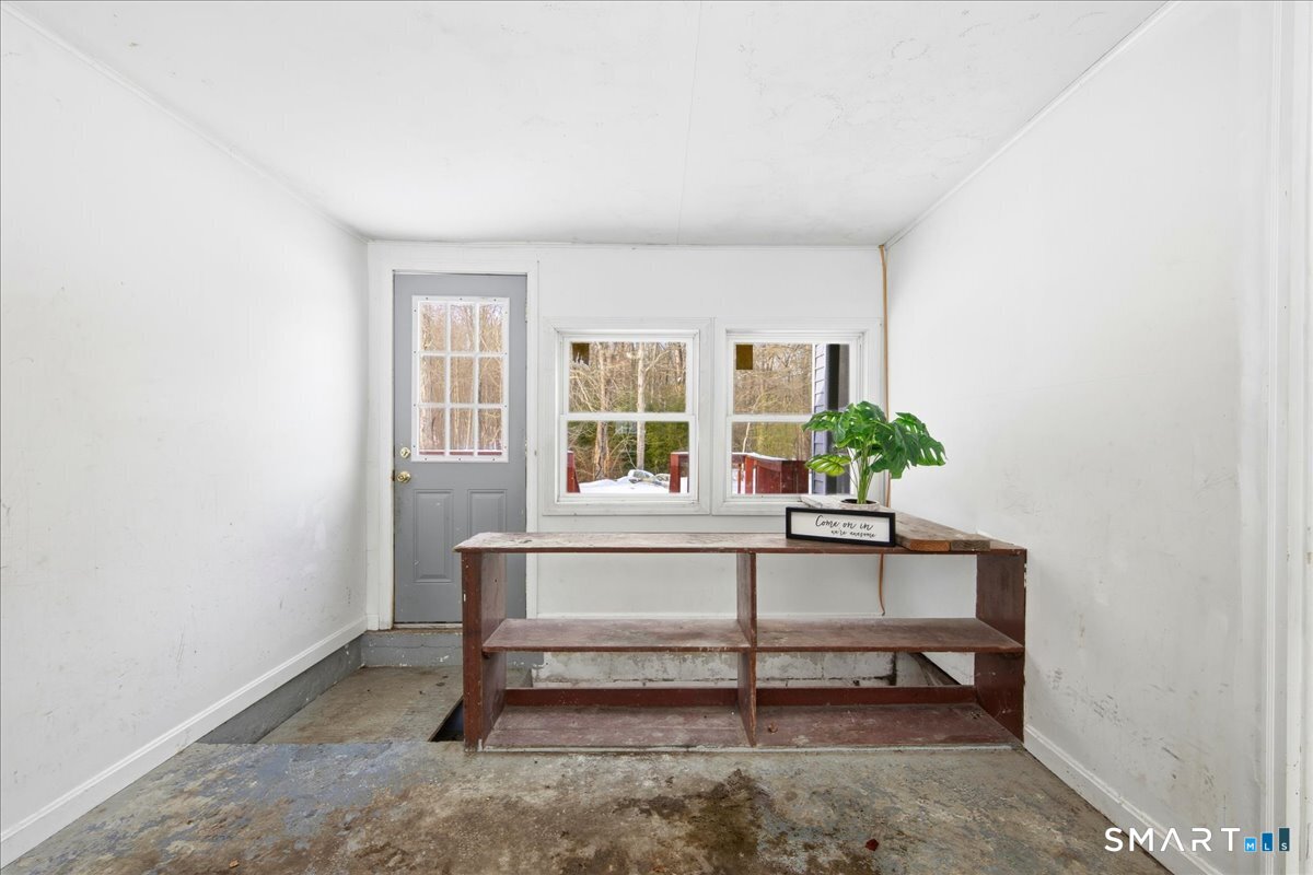 152 Mystic Road North Stonington, CT 06359 - Photo 22 of 28