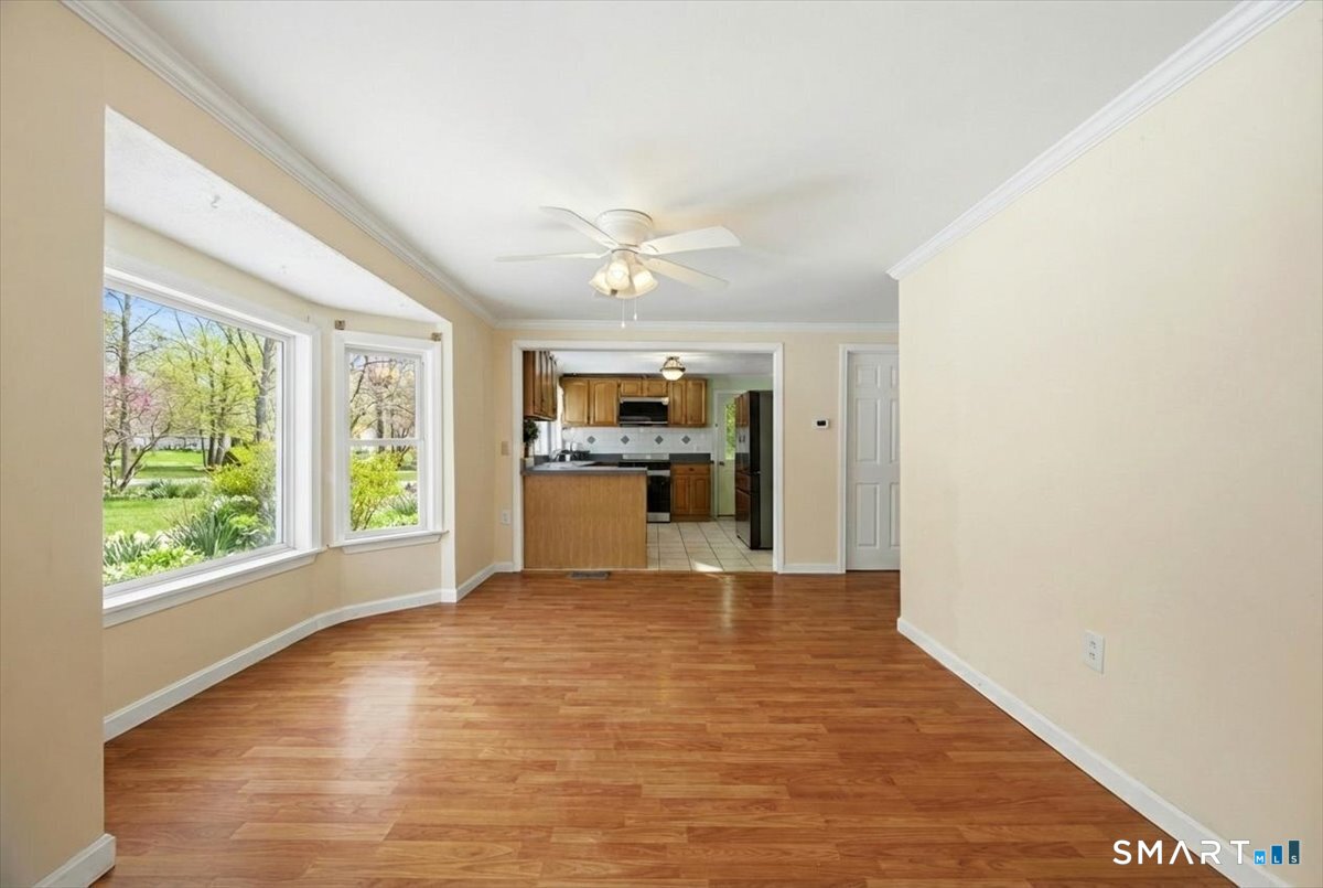 152 Mystic Road North Stonington, CT 06359 - Photo 8 of 28