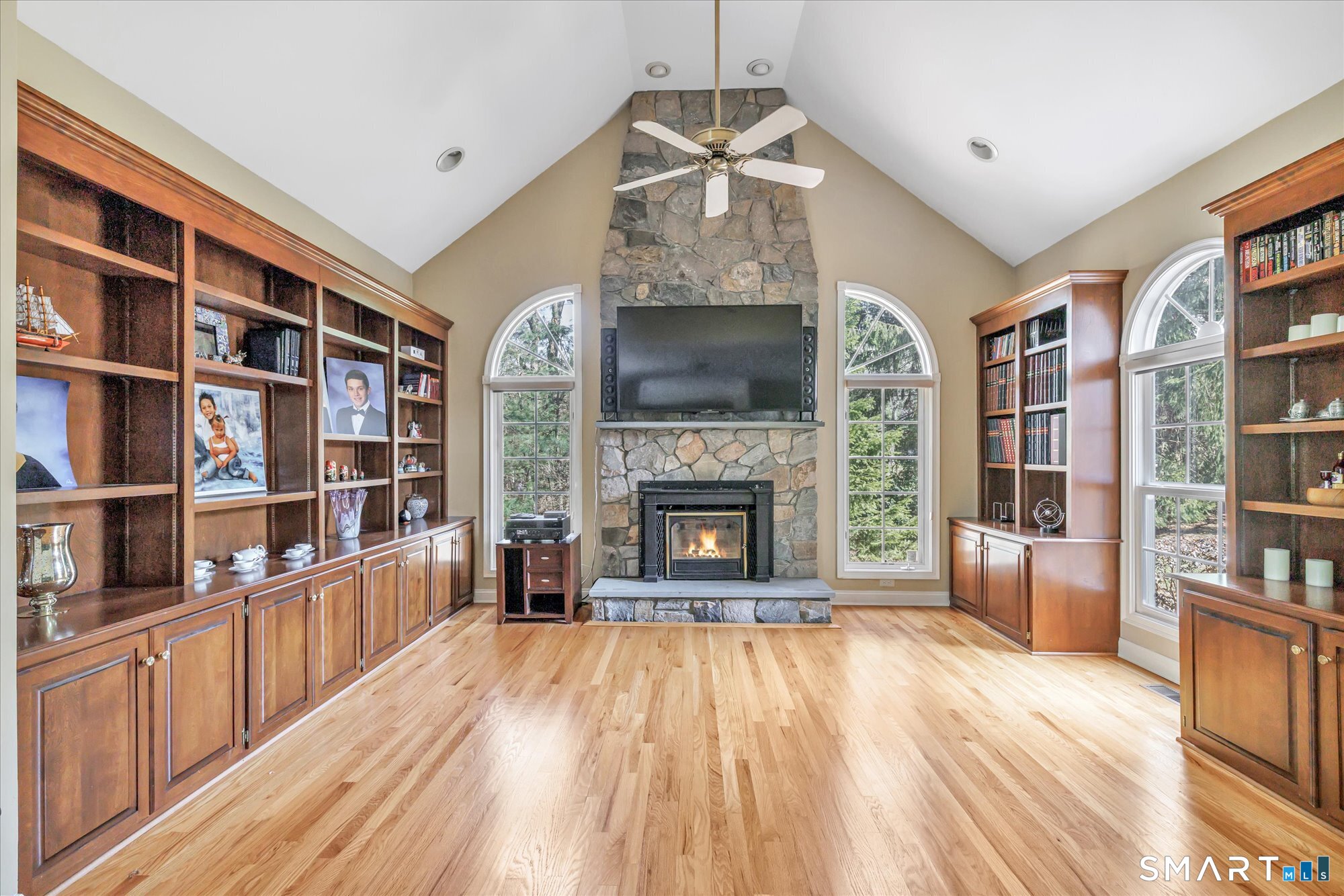 111 Stones Throw Trumbull, CT 06611 - Photo 18 of 40