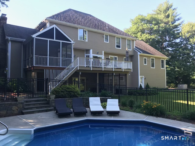 111 Stones Throw Trumbull, CT 06611 - Photo 42 of 47