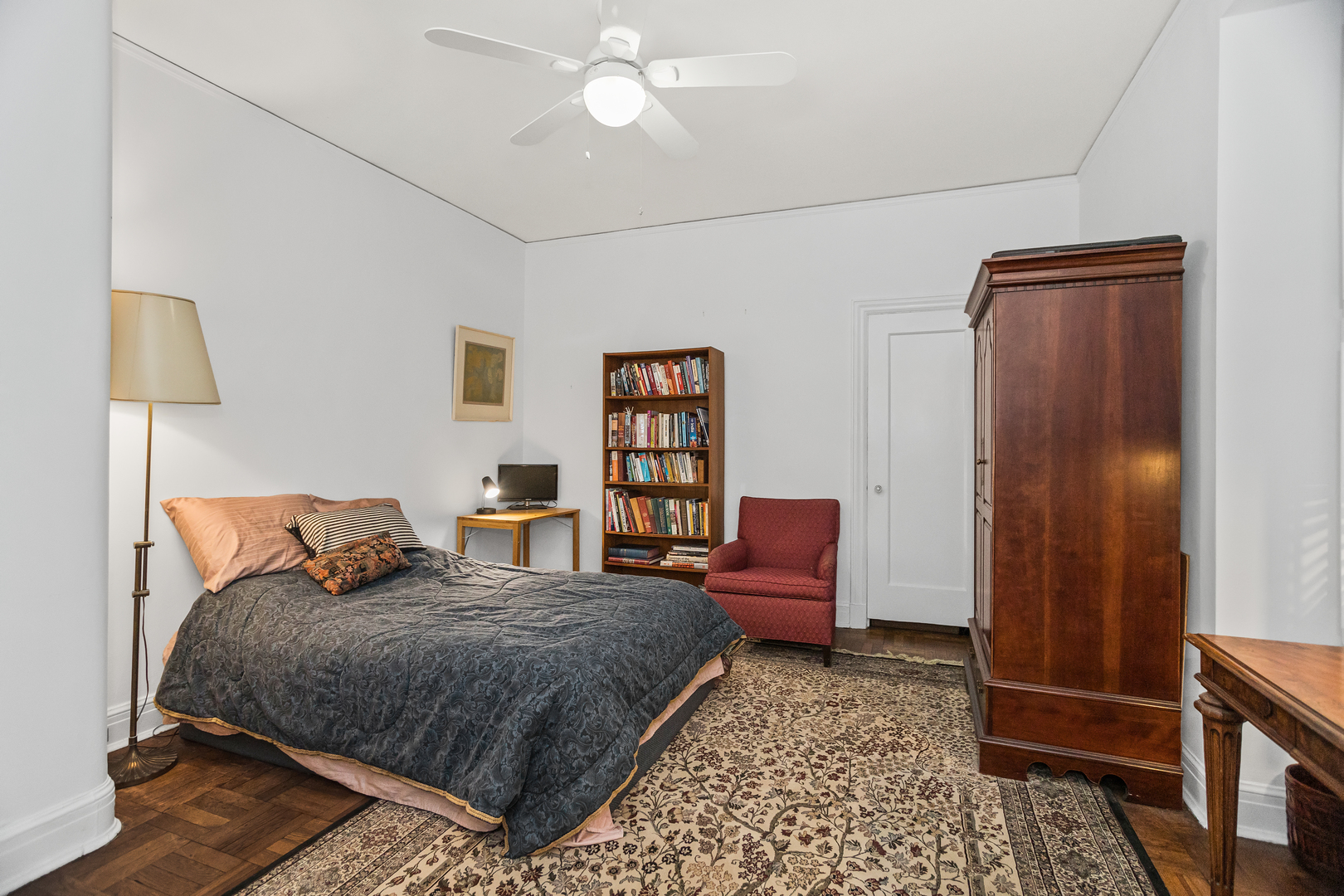 222 East Chestnut Street, Unit 3D Chicago, IL 60611 - Photo 12 of 20