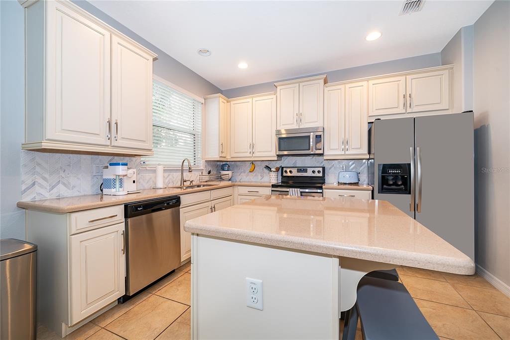 4810 Matteo Trail Orlando, FL 32839 - Photo 7 of 29