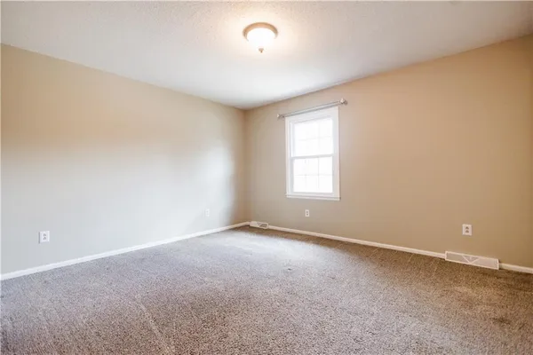 $369,000 | 4709 Brookwood Terrace, St. Joseph, MO 64506